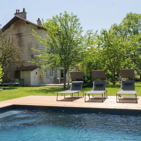 Atypique Ancienne Gare D'issigeac,piscine Privee,petante,grand Terrain Holiday home