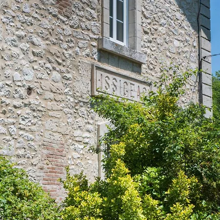 Holiday home Atypique Ancienne Gare D'issigeac,piscine Privee,petante,grand Terrain