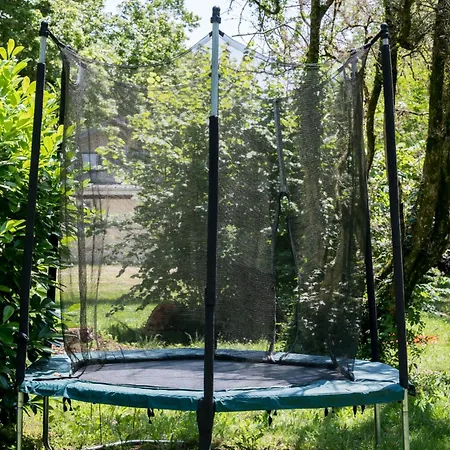 Holiday home Atypique Ancienne Gare D'issigeac,piscine Privee,petante,grand Terrain Issigeac